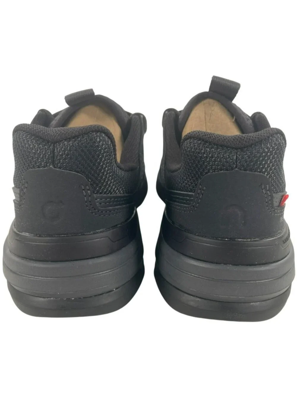 On The Roger Shoes CH Pro Youth Athletic Black Eclipse Tennis Sports Kids 4 NEW